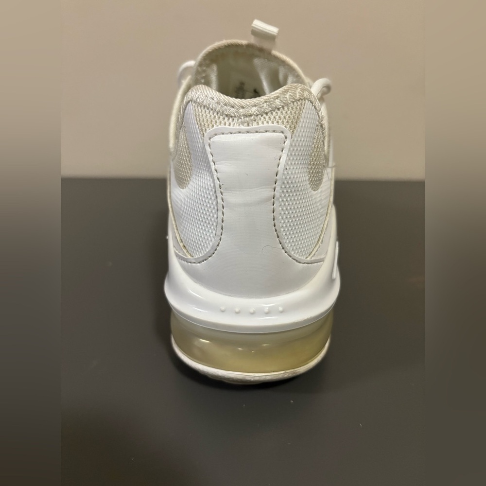 Nike Air Max Infinity 2,Women’s Triple White - CU9453-100 Size 11 - Picture 12 of 14